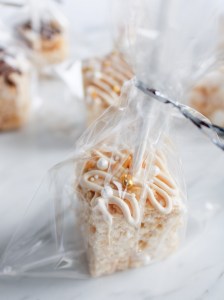 drizzled rice krispies treats cube pops